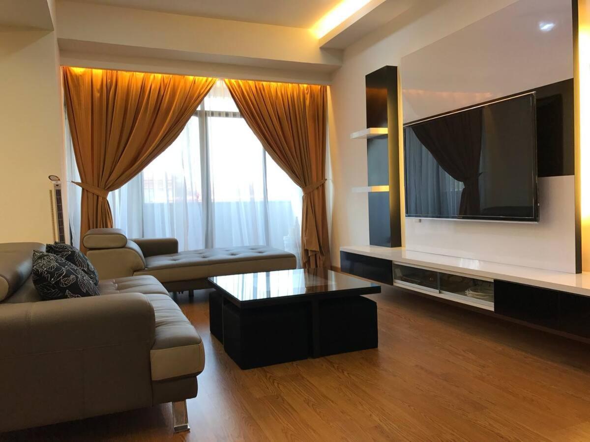 Angkasa Mahkota Hotel Малакка Экстерьер фото